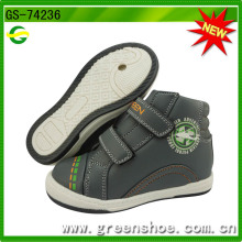 Neueste neue Designs Low Price Chldren Bulk Großhandel Schuhe